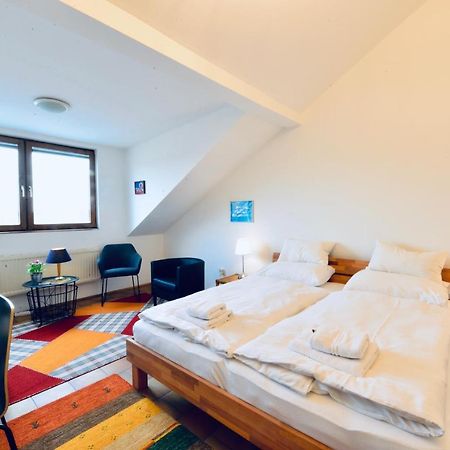 Charming Attic Apartment Near Messe Wien And Center Zewnętrze zdjęcie